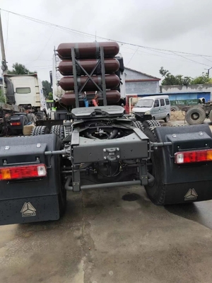 Δυνατότητα 25-30 τόνων HOWO CNG Tractor Truck/Cargo Truck/ για μεταφορές μεγάλης χωρητικότητας