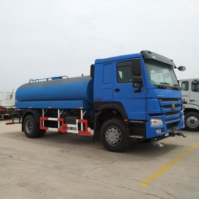 Σινοτρούκ HOWO Βυτιοφόρο 4X2/6X4/8X4 με δεξαμενή καυσίμου 400L και τύπου οδήγησης LHD/Rhd