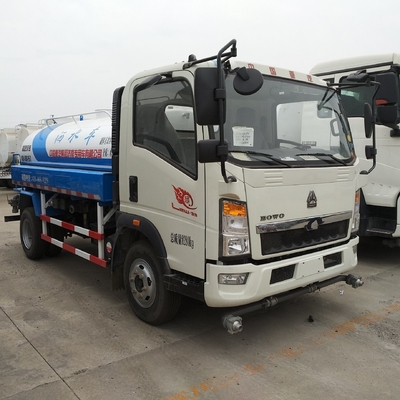 Sinotruk HOWO 4X2/6X4/8X4 Θάλακες πόσιμου νερού Χρησιμοποιημένο φορτηγό νερού με όγκο 15001 30000L