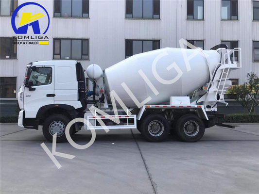300L δεξαμενόπλοιο καυσίμου Sinotruk 6X4 Mixer Σιδηρουργική αντλία φορτηγό για βαριά κατασκευή