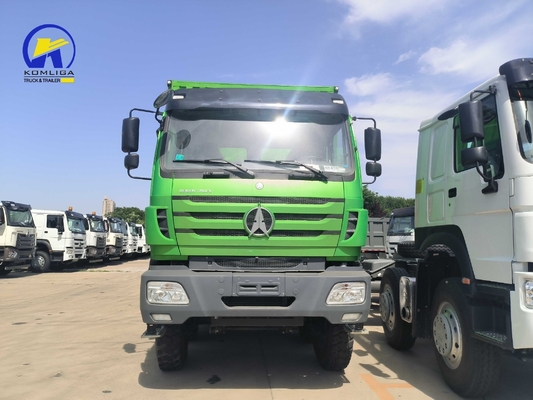 Beiben Benz 8X8 Ντίζελ βαρύ φορτηγό φορτηγό με εκτεταμένη καμπίνα 300L δεξαμενόπλοιου