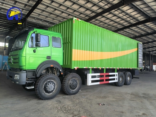 Beiben Benz 8X8 Ντίζελ βαρύ φορτηγό φορτηγό με εκτεταμένη καμπίνα 300L δεξαμενόπλοιου