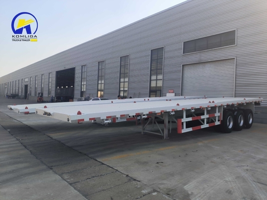 Sinotruk HOWO Flatbed Semi-Trailer με άξονες Fuwa και 16mm Channel Steel Side Beam