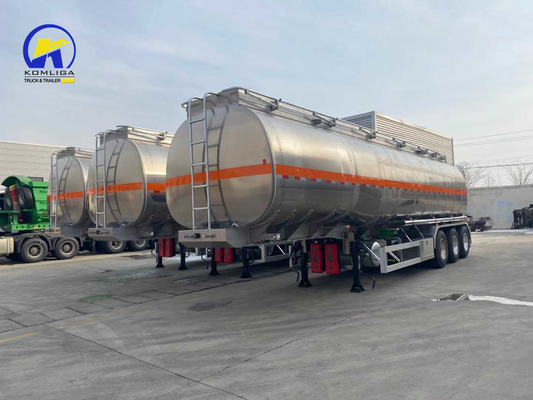 Αεροεξάρτηση 3 άξονες 40000L/42000L/45000L Ατσάλινο Τανκάρ φορτηγό ημιπροκατασκευή