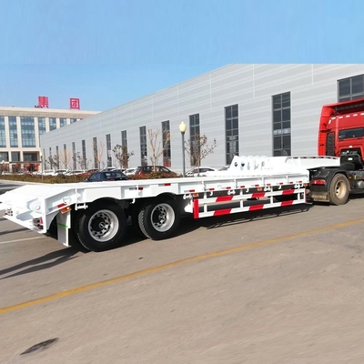 Κάτω ύψος κρεβάτι 40ft 60tons Lowboy ράμπες ρυμουλκούμενο με ABS αντιμπλοκάρισμα σύστημα πέδησης