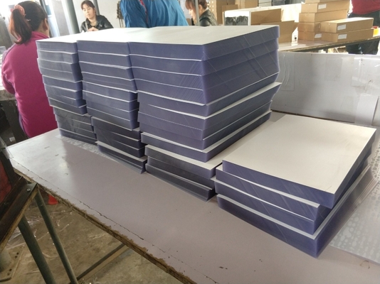 Η επικάλυψη με PVC φύλλο και επικαλυμμένο φιλμ Η ουσιαστική συνιστώσα για την επιτυχή εκτύπωση με μελάνι